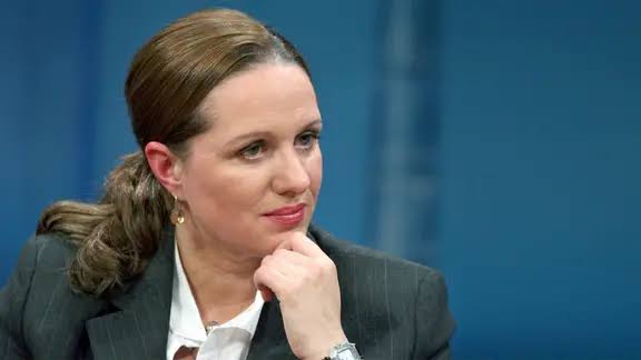 bettina röhl